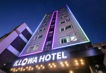 Anyang ILLOWA Hotel allows 18 year olds to book a room
