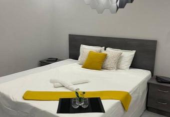 Maison de ville    Flic-en-Flac has Balcony rooms