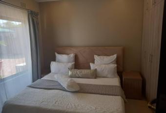 Royal Luxury Apartments has Balcony rooms