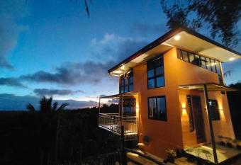 the balay mountain peak has Balcony rooms
