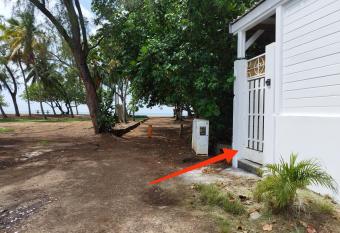 Studio Ti Bambou has Balcony rooms