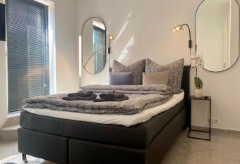 stilvolles, neues Apartment mit Balkon in Bamberg allows 18 year olds to book a room