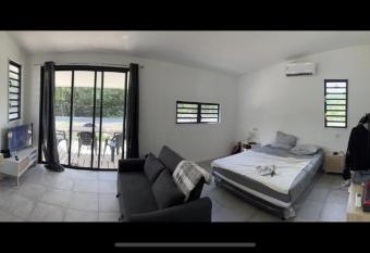 Tiny House Moorea Bis has Balcony rooms