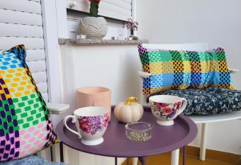 Dolly Apartment Airport has Balcony rooms