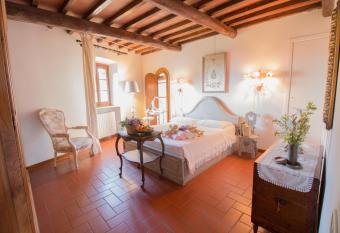 La Magione dei Todaro has Balcony rooms