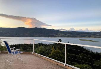 Punta de la cima Guatavita has Balcony rooms