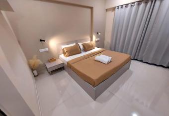 Hamlet - Private Studio Apartments, Baner. has Balcony rooms