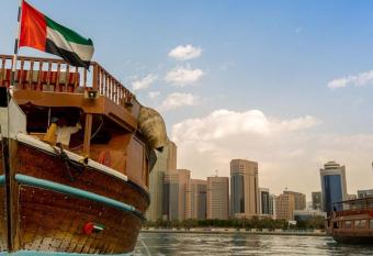 Queen Roqia Boat has Smoking rooms