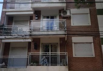 San Lorenzo 3314 2piso ascensor has Balcony rooms