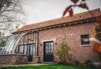 Het Ovenhuisje allows 18 year olds to book a room