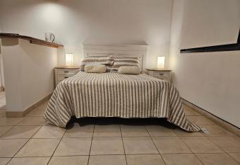 HERMOSO DPTO PARQUE URQUIZA has Balcony rooms