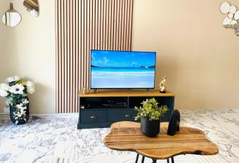 New apartment at 150m from the beaches Easy check in has Balcony rooms