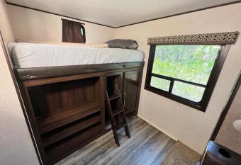 Rv close to Downtown Naples allows 18 year olds to book a room