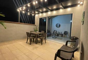 Apto familiar con vista a la ciudad has Balcony rooms