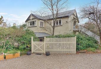 Moments Mountain Retreat allows 18 year olds to book a room