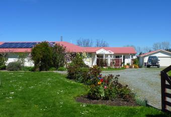 Angel s Rest B&B allows 18 year olds to book a room