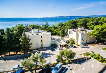 Villa Lovorka - Hotel Resort Dra  ica has Balcony rooms