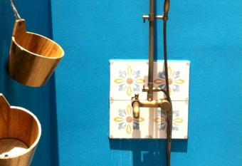 La Villa Bleue - vue oc  an 180 - jacuzzi allows 18 year olds to book a room