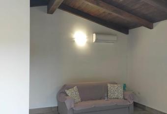 Dependance il sole allows 18 year olds to book a room