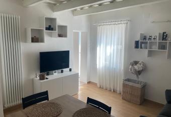 Casina Cesena has Balcony rooms