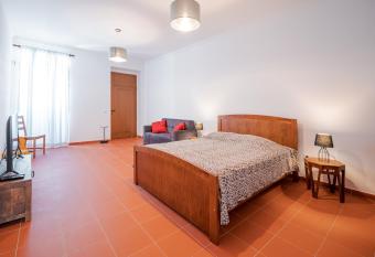 Casa Guadiana - Est  dio has Balcony rooms