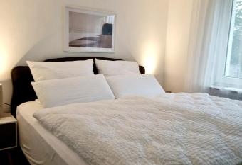 2-Zimmer I K  che I Balkon I WLAN I Prime I Gaming allows 18 year olds to book a room