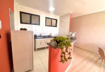 Lindo apartamento na montanha! has Balcony rooms