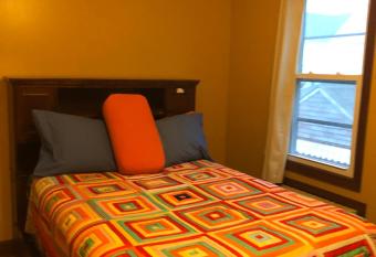 Room to stay in allows 18 year olds to book a room