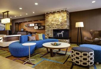 Fairfield Inn & Suites by Marriott St. Paul Northeast allows 18 year olds to book a room