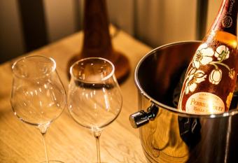 The Boutique Hotel Dsignio allows 18 year olds to book a room