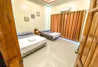 (null) has Balcony rooms