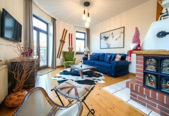 Aloj Zakopane by Loft Affair allows 18 year olds to book a room