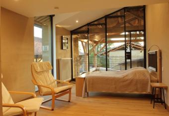 La ferme de Berlioz has Balcony rooms