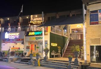 BULAND HEIGHTS has Balcony rooms