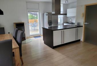 Moderne Wohnung in Meerane in ruhiger, zentraler Lage, 116 qm has Balcony rooms