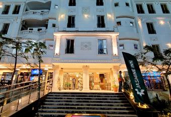 Jasmine Inn Deluxe Single has Balcony rooms