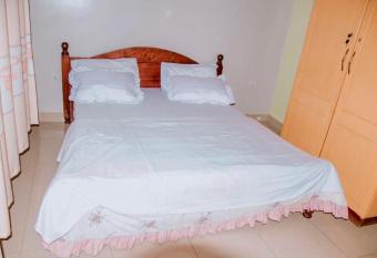 Kigali Smart Villa H  tel allows 18 year olds to book a room