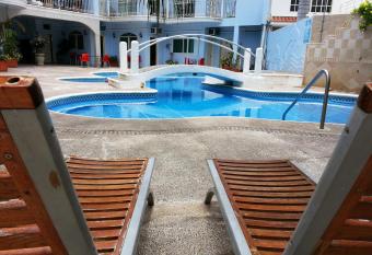 Marina Azul has Balcony rooms