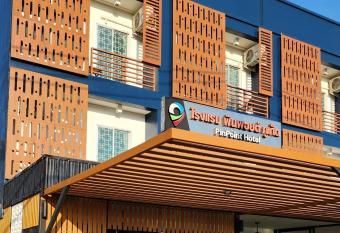 Pinpoint Hotel Phuket has Balcony rooms