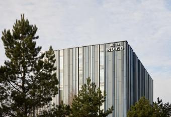 Hotel Indigo Coventry, an IHG Hotel allows 18 year olds to book a room