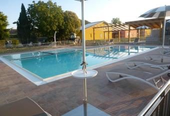 Relais Villa Giulia allows 18 year olds to book a room