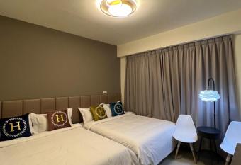 Haoyue Hotel has Balcony rooms