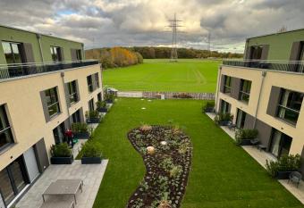 Fair  n Square Hotel 24 Stunden Check In allows 18 year olds to book a room