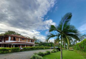 Casa Campestre Sol Y Luna has Balcony rooms