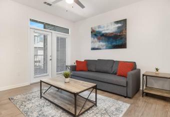 Modern Smart Apt Near Charlotte allows 18 year olds to book a room