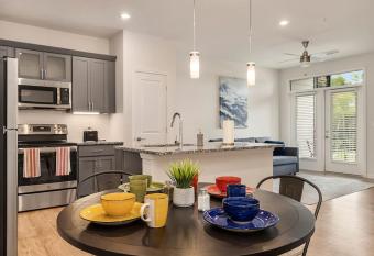 Cozy Modern Condo Near Charlotte allows 18 year olds to book a room