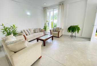 Aden   s Cave has Balcony rooms