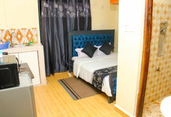 N&C homes allows 18 year olds to book a room