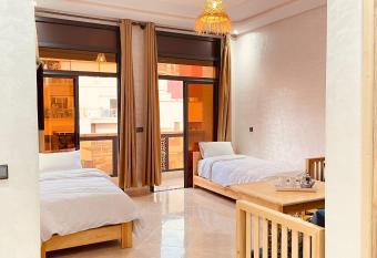 WOW beach house has Balcony rooms