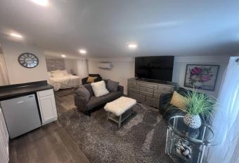 The Double Door Inn - Unit 2 allows 18 year olds to book a room